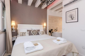 Гостиница City Colours Apartment  Задар
